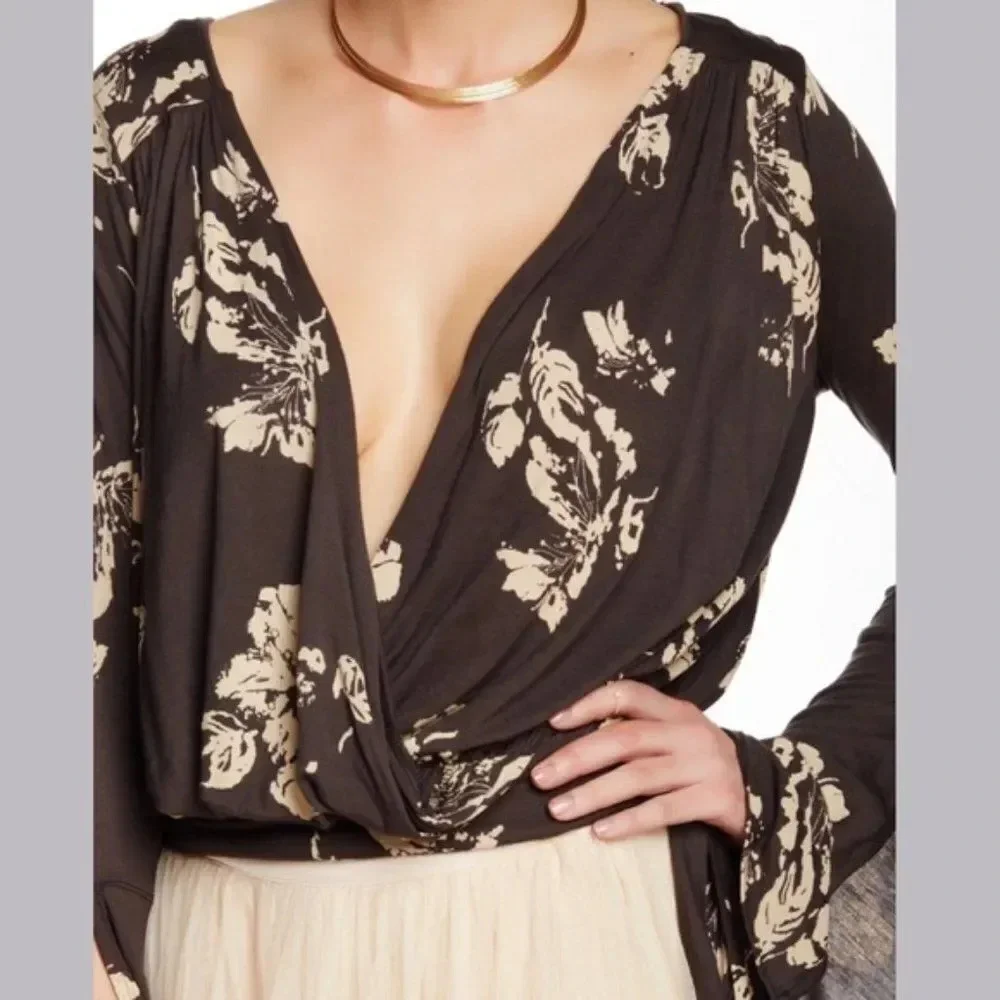 #840 FREE PEOPLE Fiona Black Tan Floral Wrap Blouse w Tie Waist, Bell Sleeves